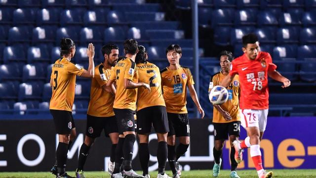 华体会hth注册-【亚冠】宁浩旭造对手乌龙 广州队1比5泰港6战全败