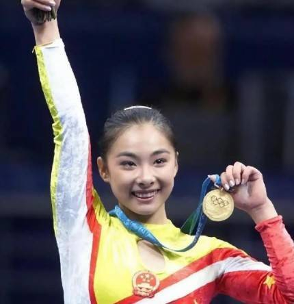 华体会官网-奥运冠军刘璇：36岁结4次婚，都嫁同一人，丈夫真实身份曝光|体操|王弢|平衡木|摘金|婚礼_新浪娱乐_新浪新闻
